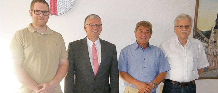 V. r. n. l.: Erster Beigeordneter Eugen Weiten, Beigeordneter Karl-Heinz Berg, Stadtbürgermeister Gerhard Weber und Beigeordneter Florian Schick.